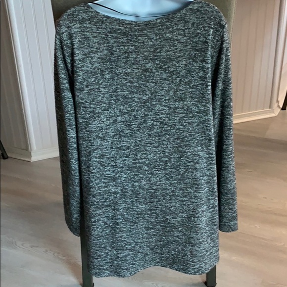 Pullover - Picture 2 of 2